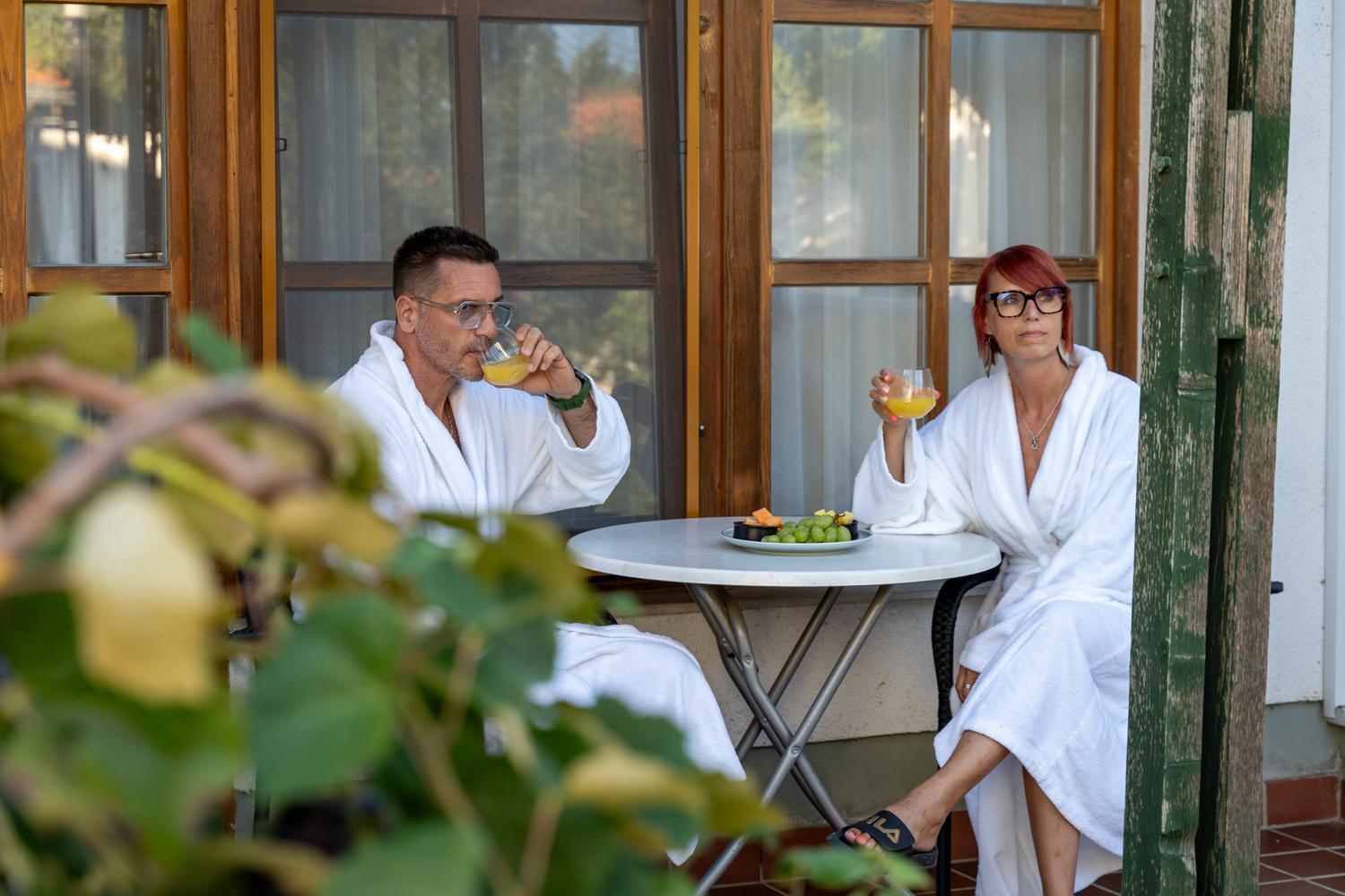 Terme Banovci - Hotelsko Naselje Zeleni Gaj Bagian luar foto