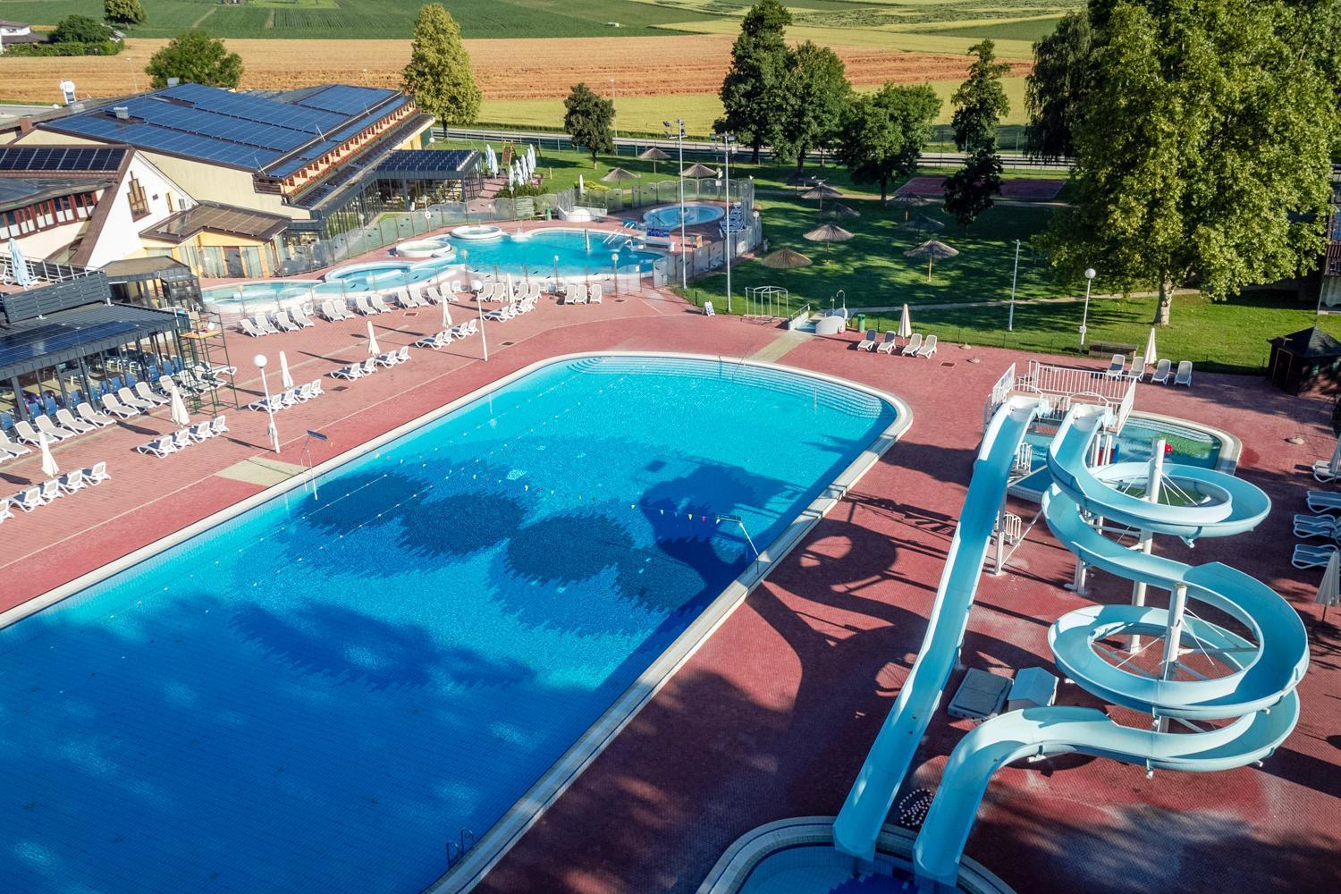Terme Banovci - Hotelsko Naselje Zeleni Gaj Bagian luar foto
