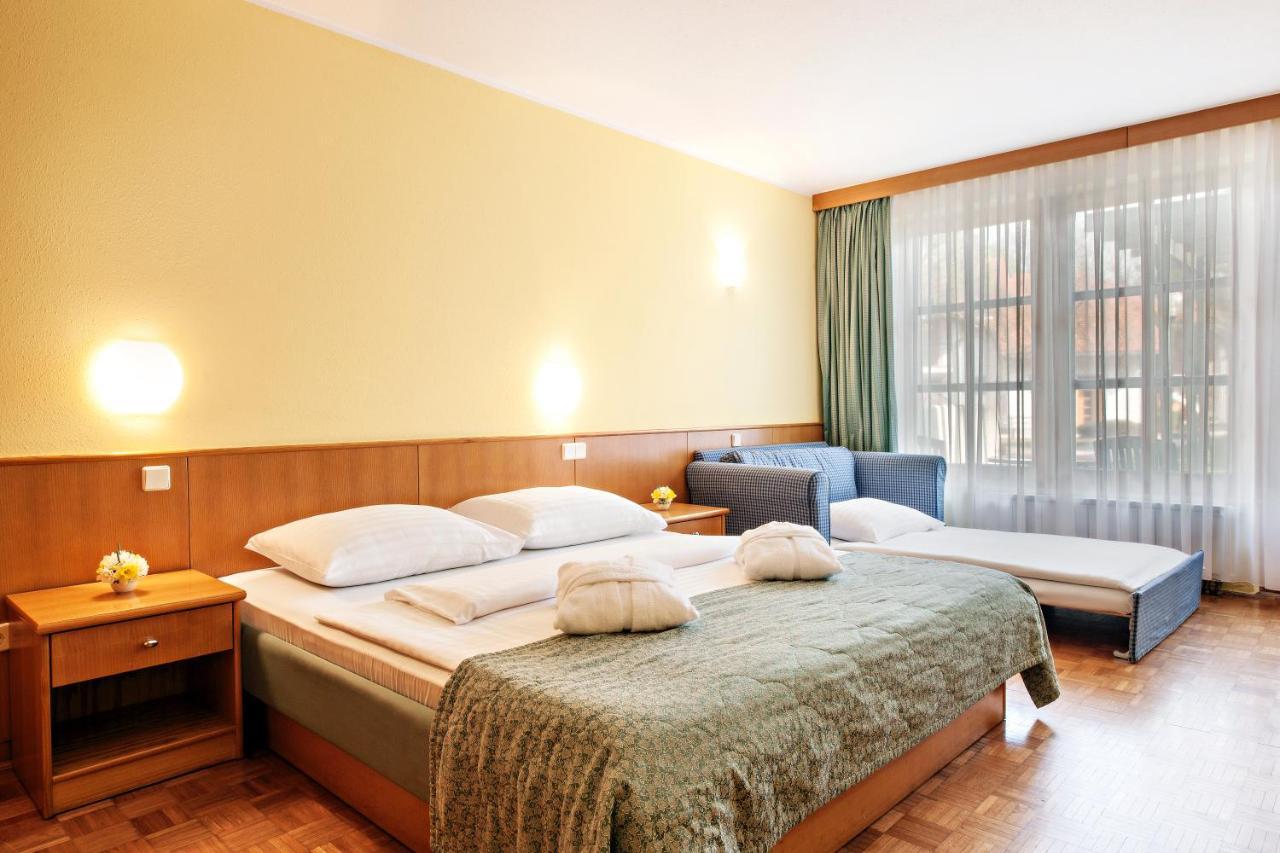 Terme Banovci - Hotelsko Naselje Zeleni Gaj Bagian luar foto